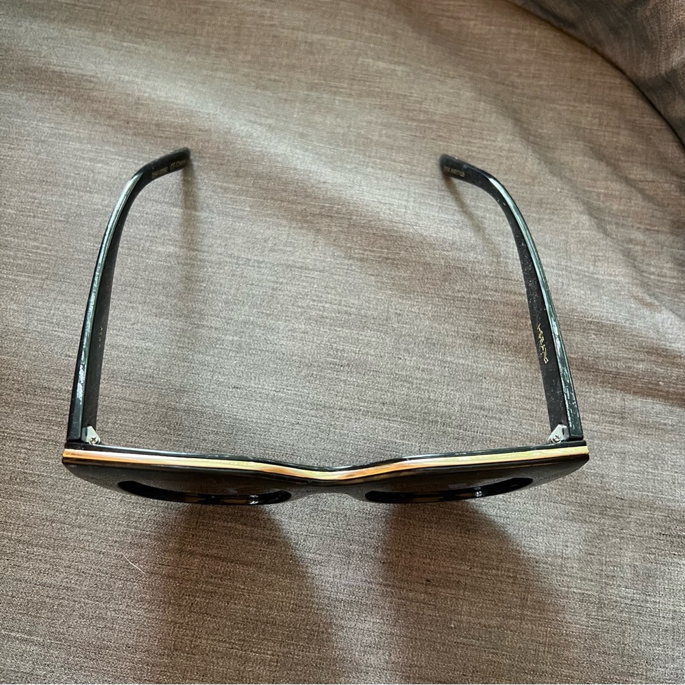 I-SEA Black Oversized Lana Sunglasses - Picture 7 of 10